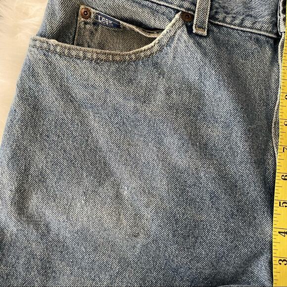 90s Lee Men’s Straight Leg Jeans Medium Wash Vintage Look 38X34 - Picture 6 of 10